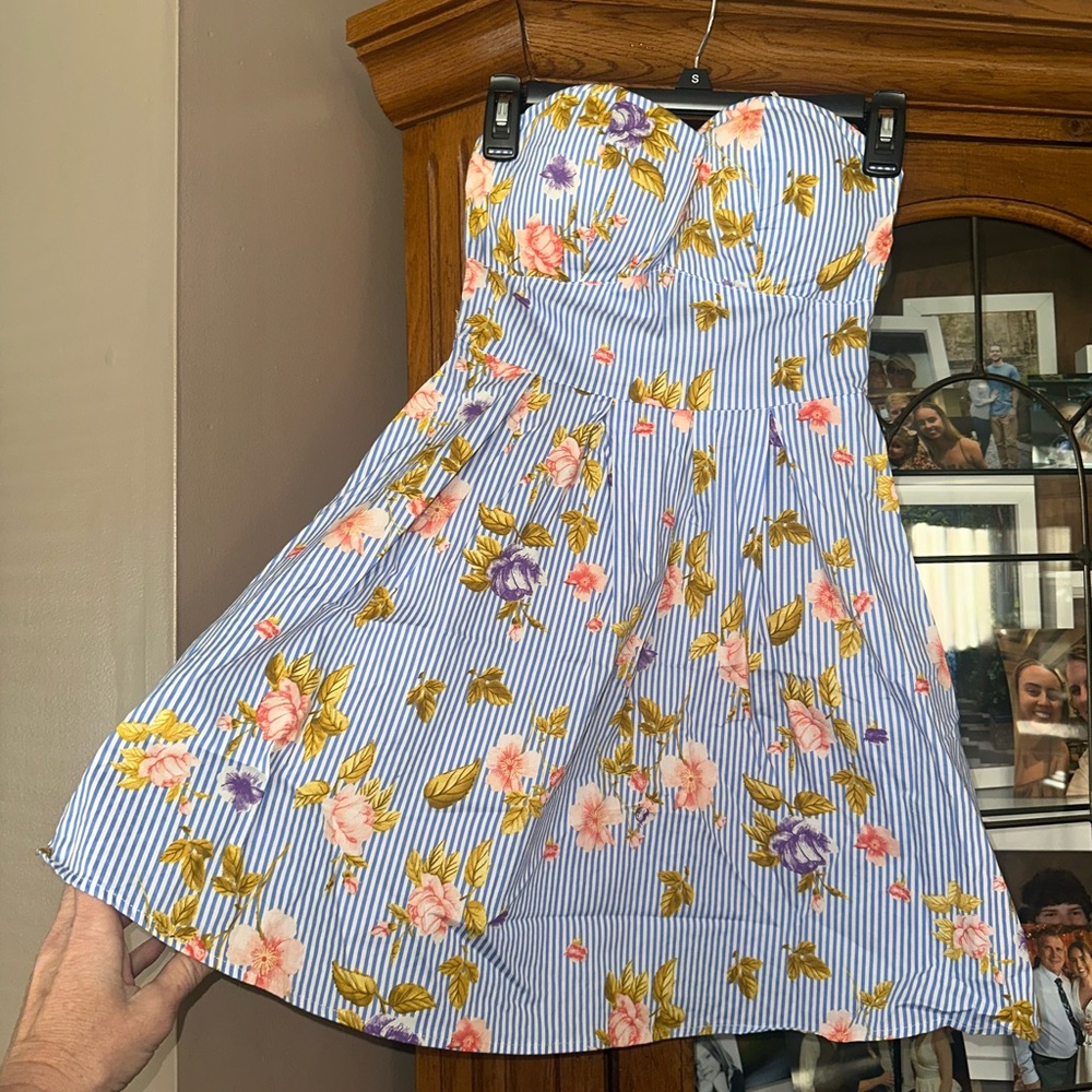 Medium Floral Strapless Dress with Blue Stripes.